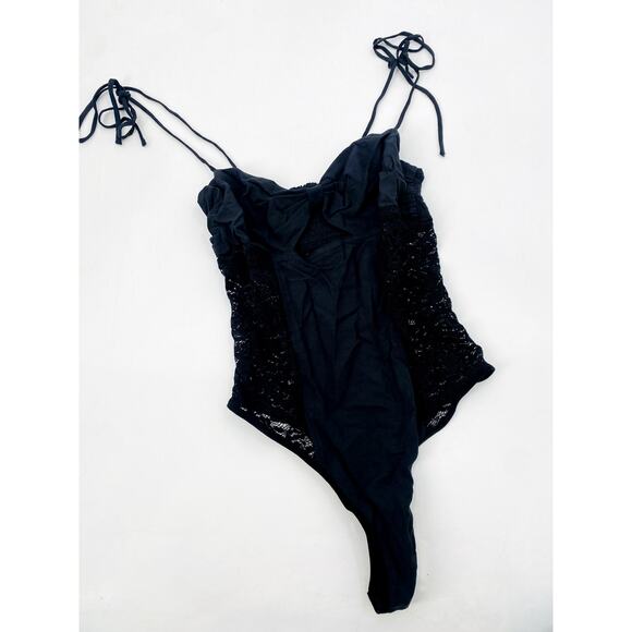 Urban Outfitters black lace bodysuit - Picture 2 of 4